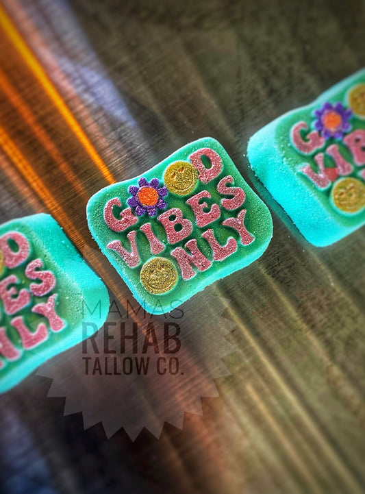 Good Vibes Only Bath Bomb