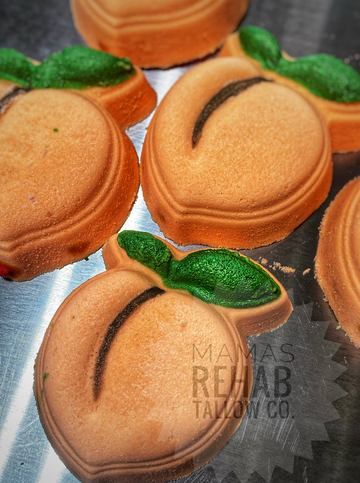 Peachy Keen Peach Bath Bomb