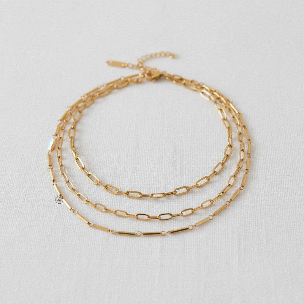 Contemporary Pendant Necklace with Geometric Form