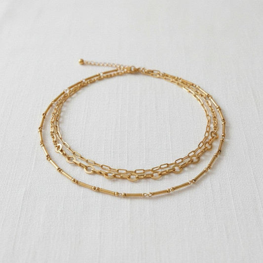 Contemporary Pendant Necklace with Geometric Form